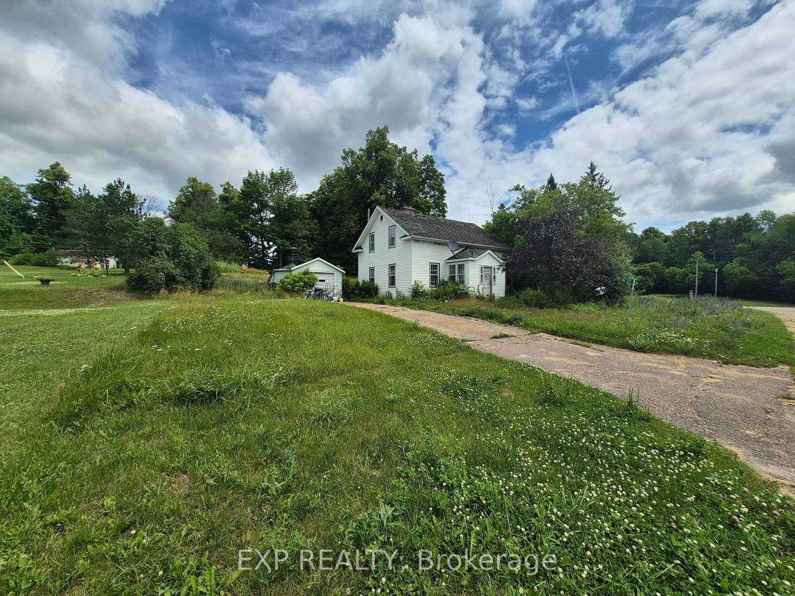 27-tammy-trail-whitewater-region-ontario-x12274129