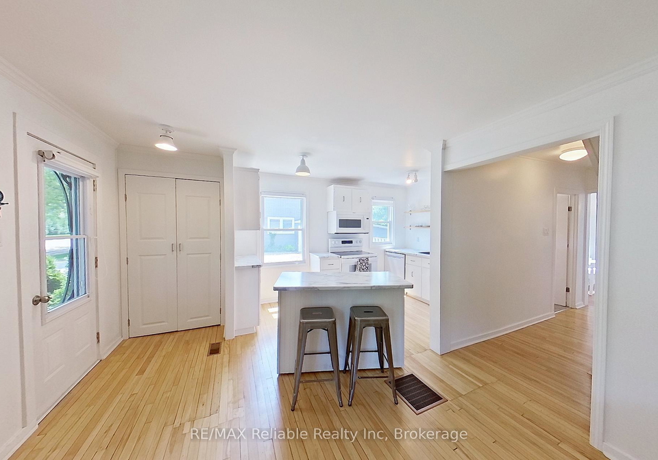 90-raglan-street-central-huron-ontario-x12274248