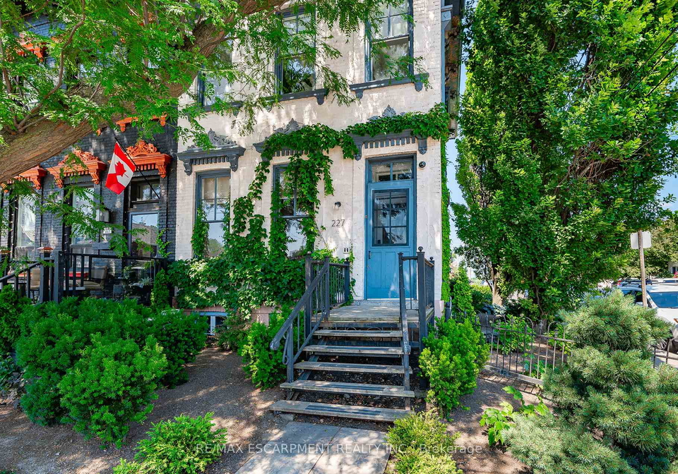227-park-street-n-hamilton-ontario-x12274483