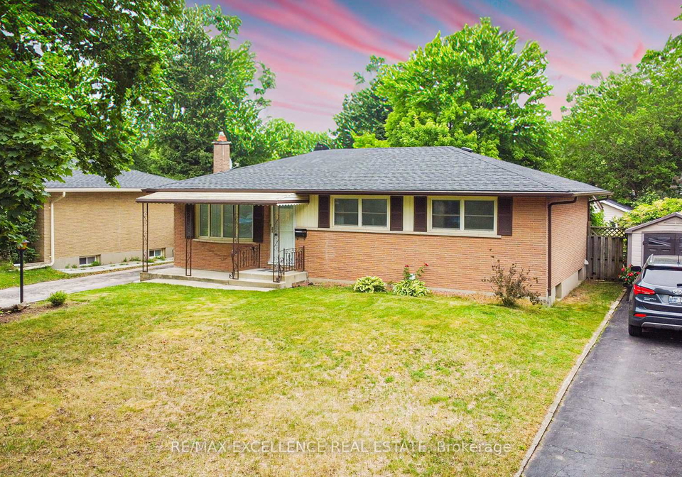 92-cayuga-crescent-london-east-ontario-x12274577