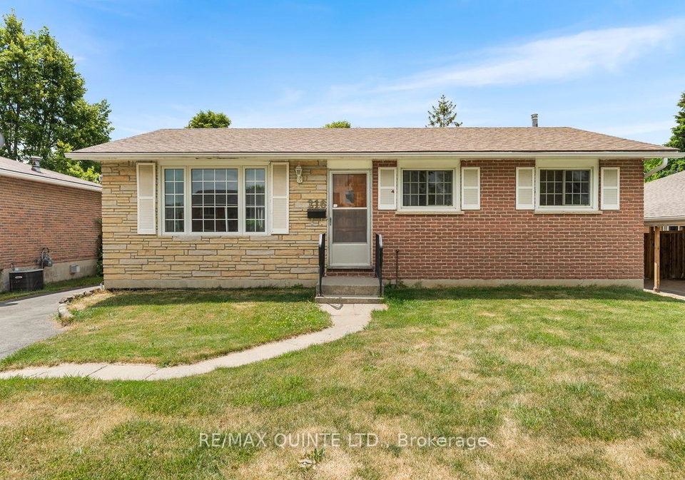 216-sidney-street-quinte-west-ontario-x12274605