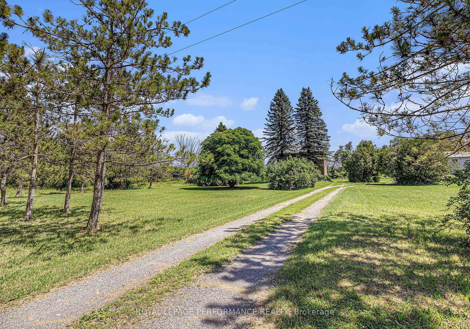 17630-robinsons-corners-road-north-stormont-ontario-x12274625