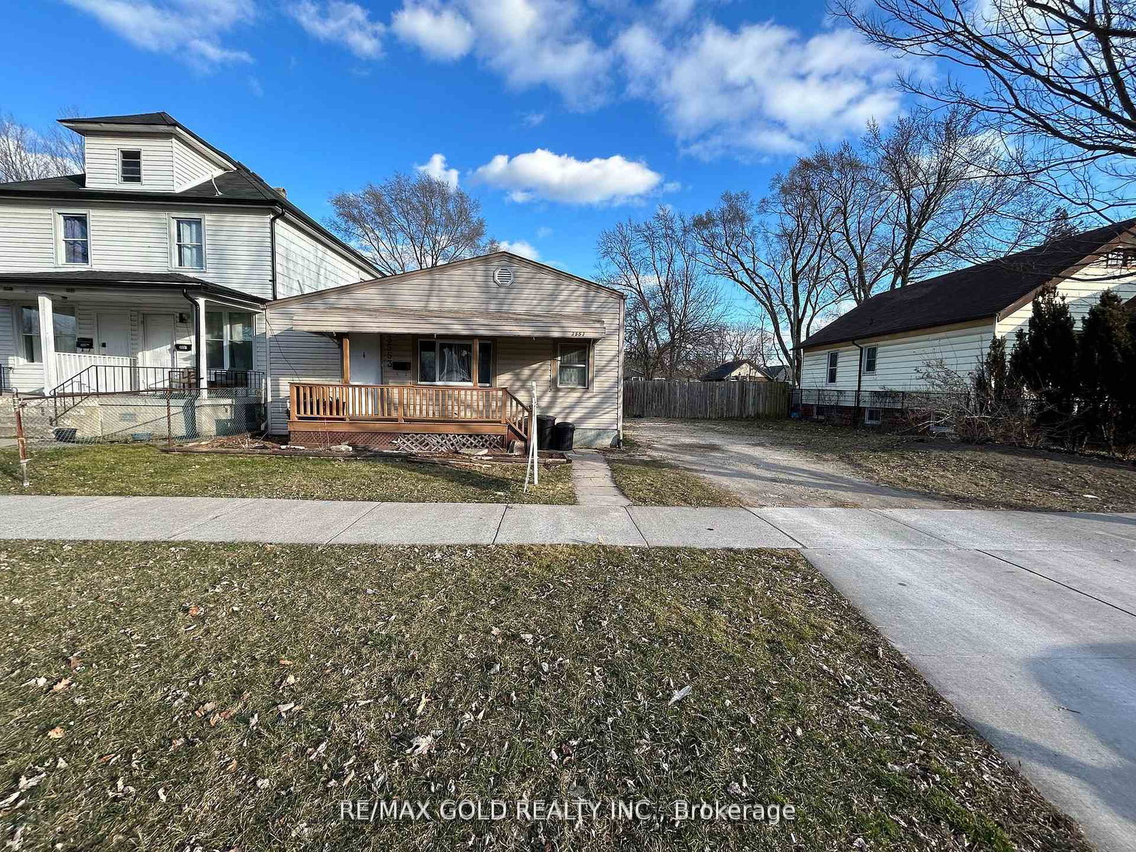 3553-king-street-windsor-ontario-x12274773