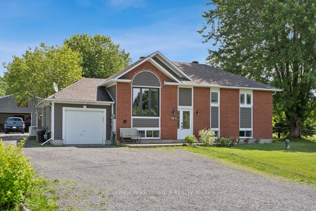 1107-de-la-foret-promenade-clarence-rockland-ontario-x12274843