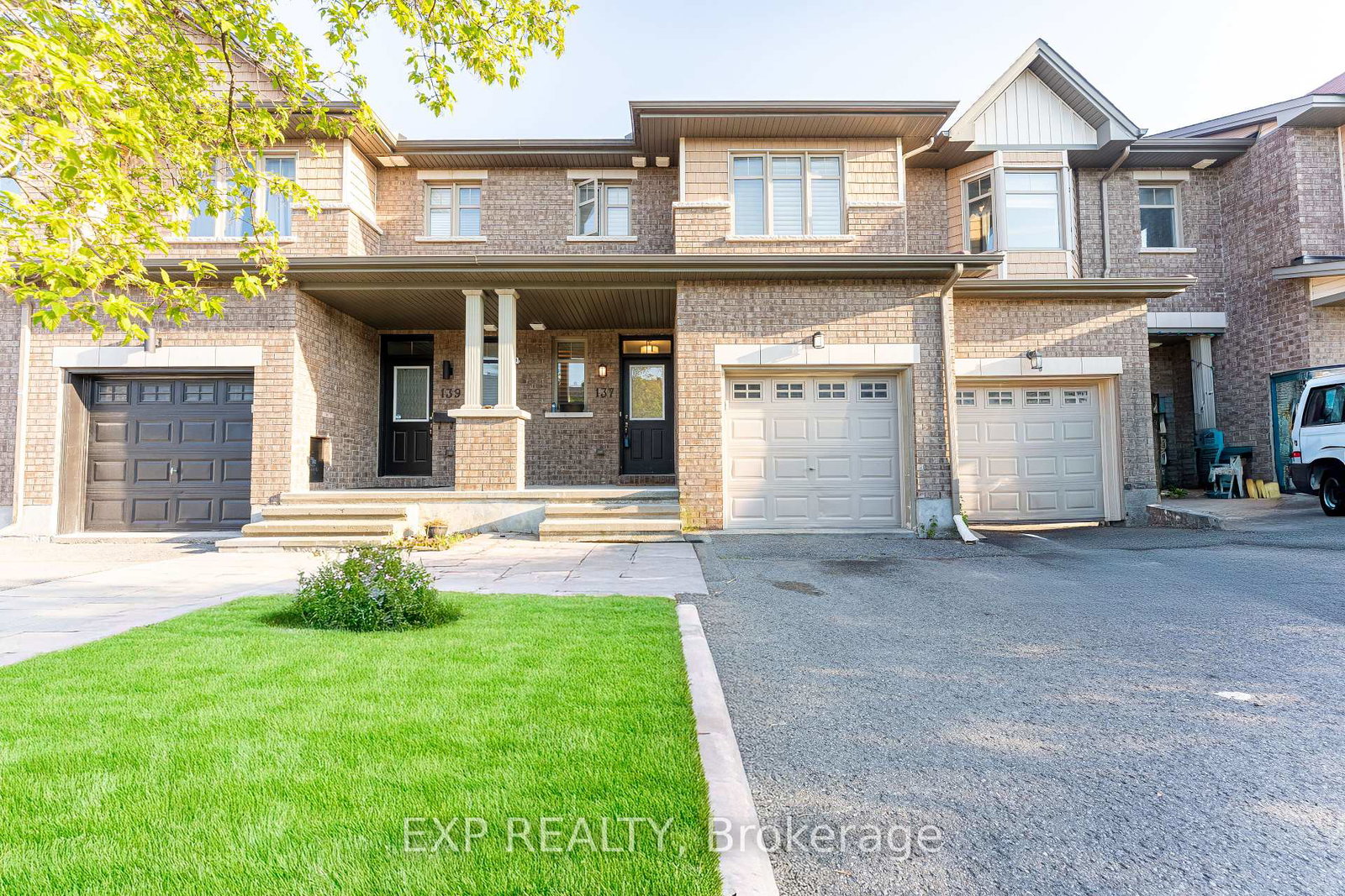 137-hawkeswood-drive-ottawa-ontario-x12275138