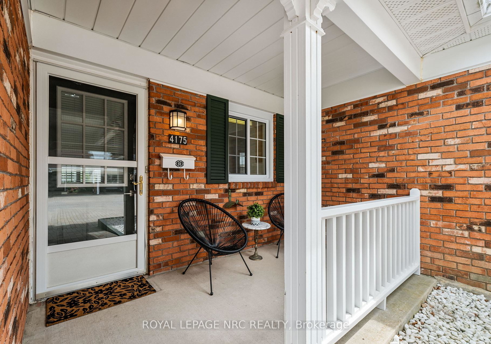 4175-strawberry-court-lincoln-ontario-x12275220