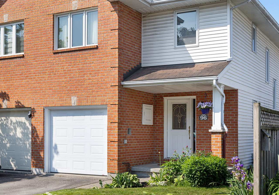 96-royal-oak-court-ottawa-ontario-x12275262
