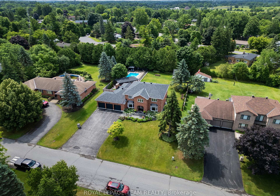 1108-lena-avenue-ottawa-ontario-x12275300