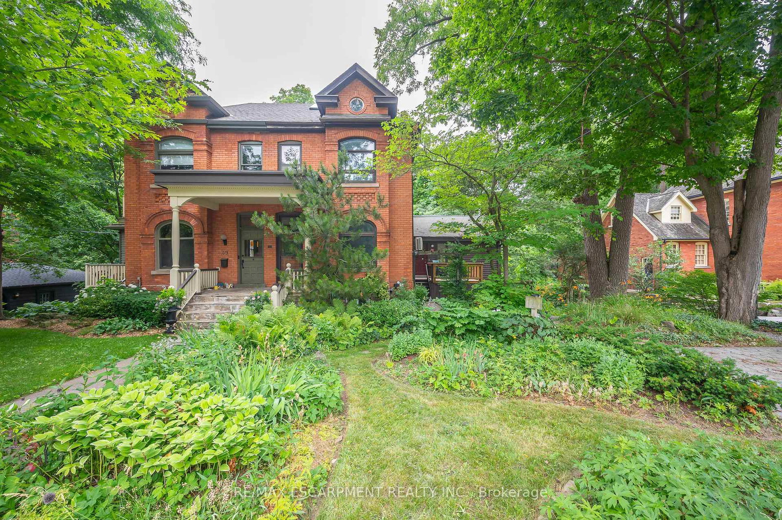 47-cross-street-hamilton-ontario-x12275327
