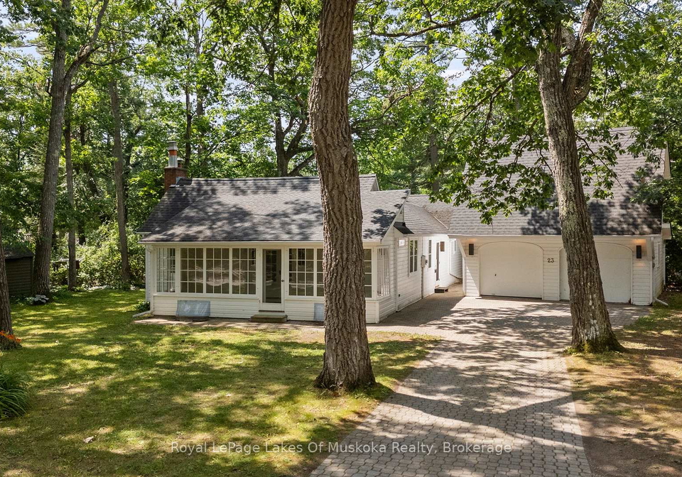 23-first-street-kawartha-lakes-ontario-x12275353