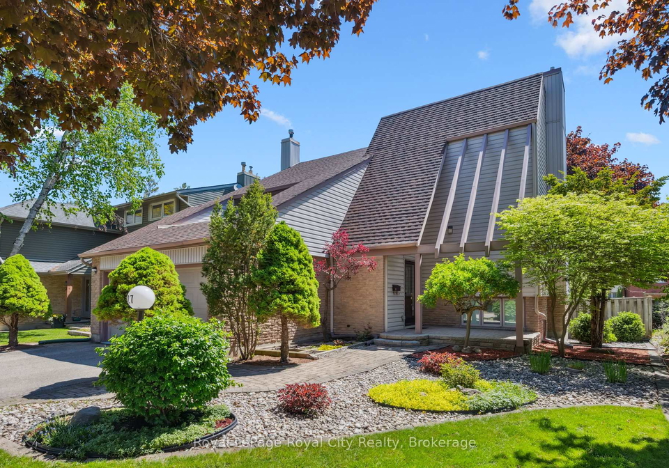 27-shuh-avenue-kitchener-ontario-x12275604