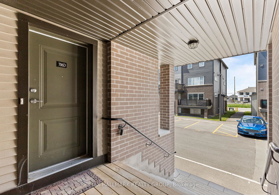 706-amberwing-private-ottawa-ontario-x12275648