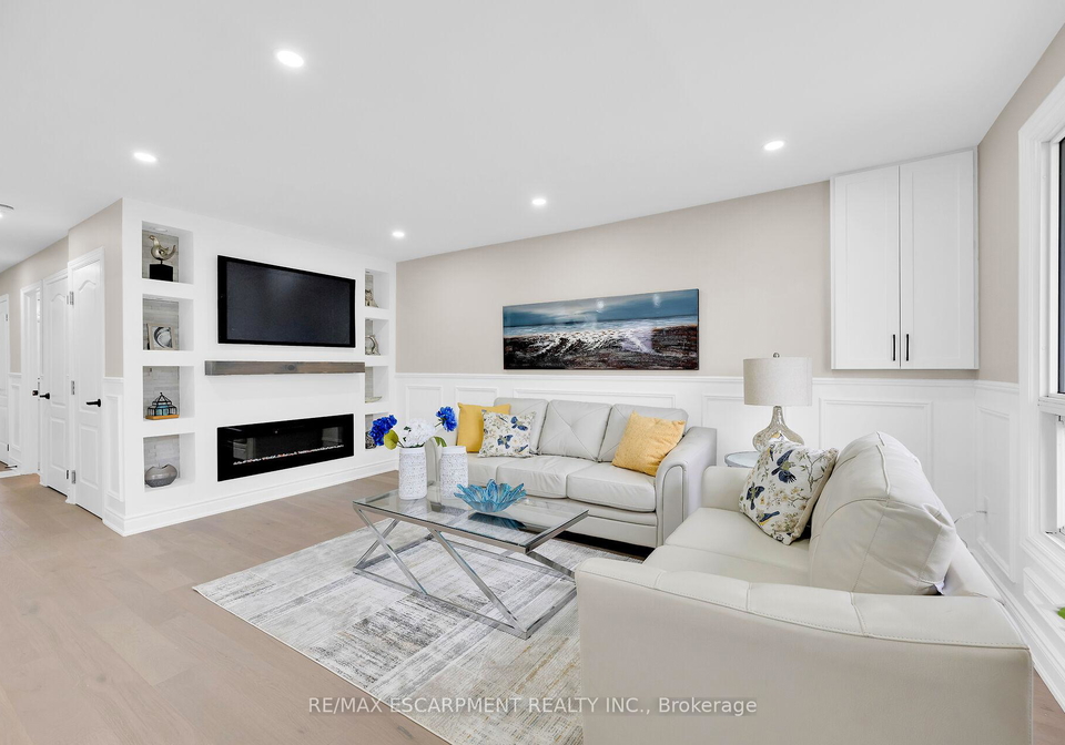944-concession-street-hamilton-ontario-x12275711