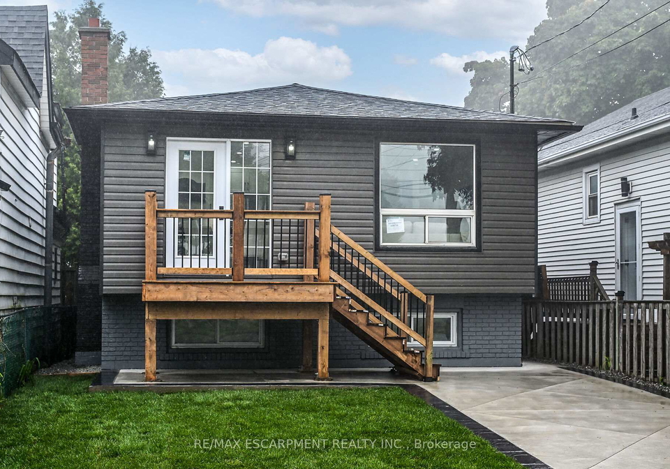 944-concession-street-hamilton-ontario-x12275711
