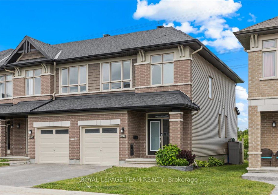 697-putney-crescent-ottawa-ontario-x12275849