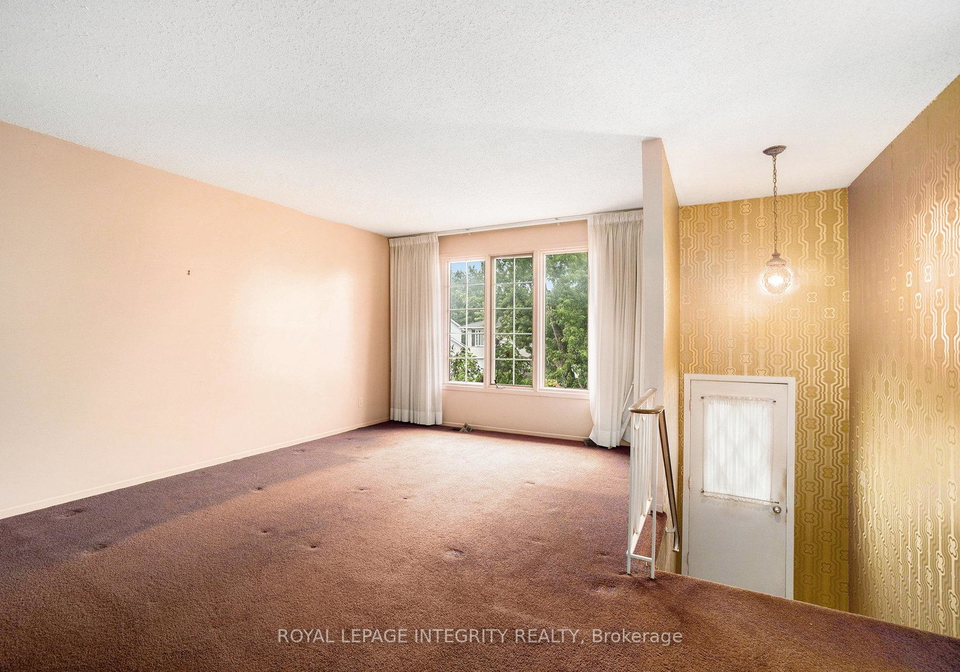 20-bentworth-crescent-ottawa-ontario-x12275934