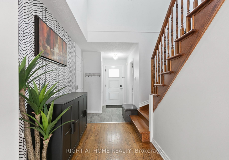 6-knowlton-drive-ottawa-ontario-x12276122