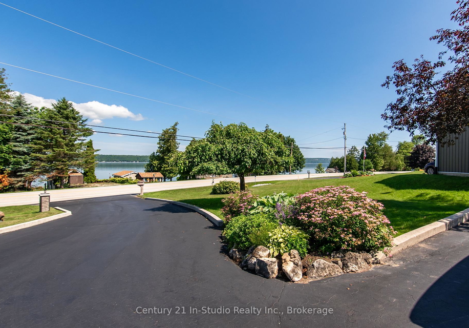 502230-grey-road-1-georgian-bluffs-ontario-x12276218