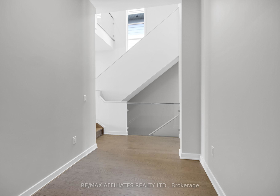 508-borbridge-avenue-ottawa-ontario-x12276447