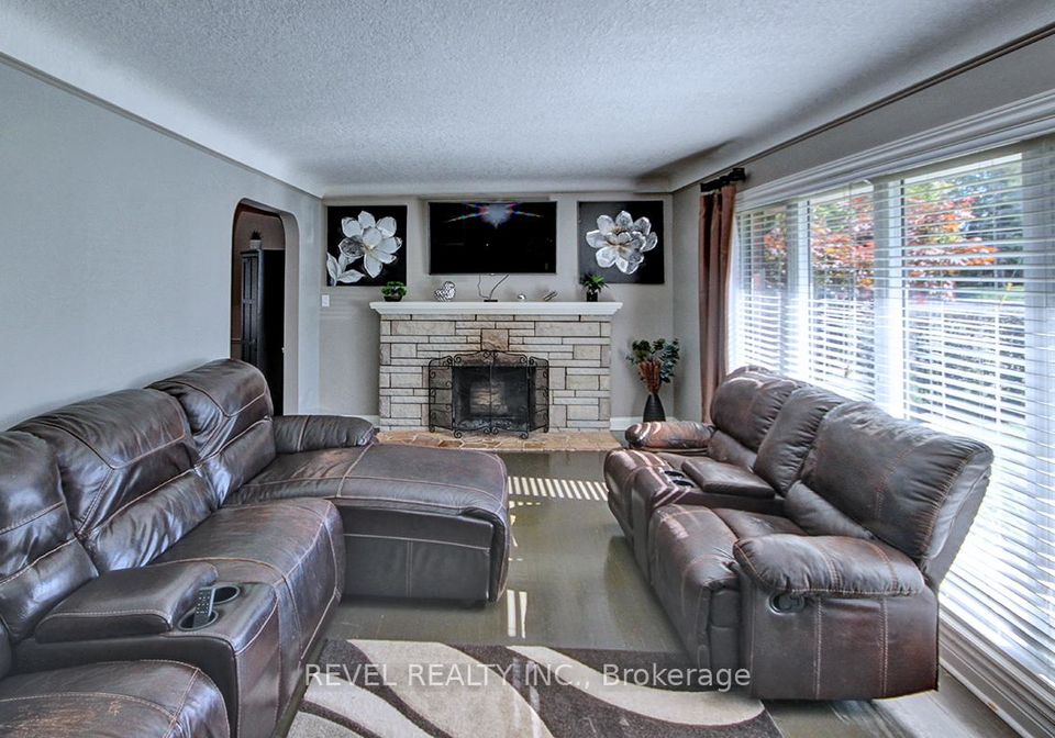 1341-byron-baseline-road-london-south-ontario-x12276667