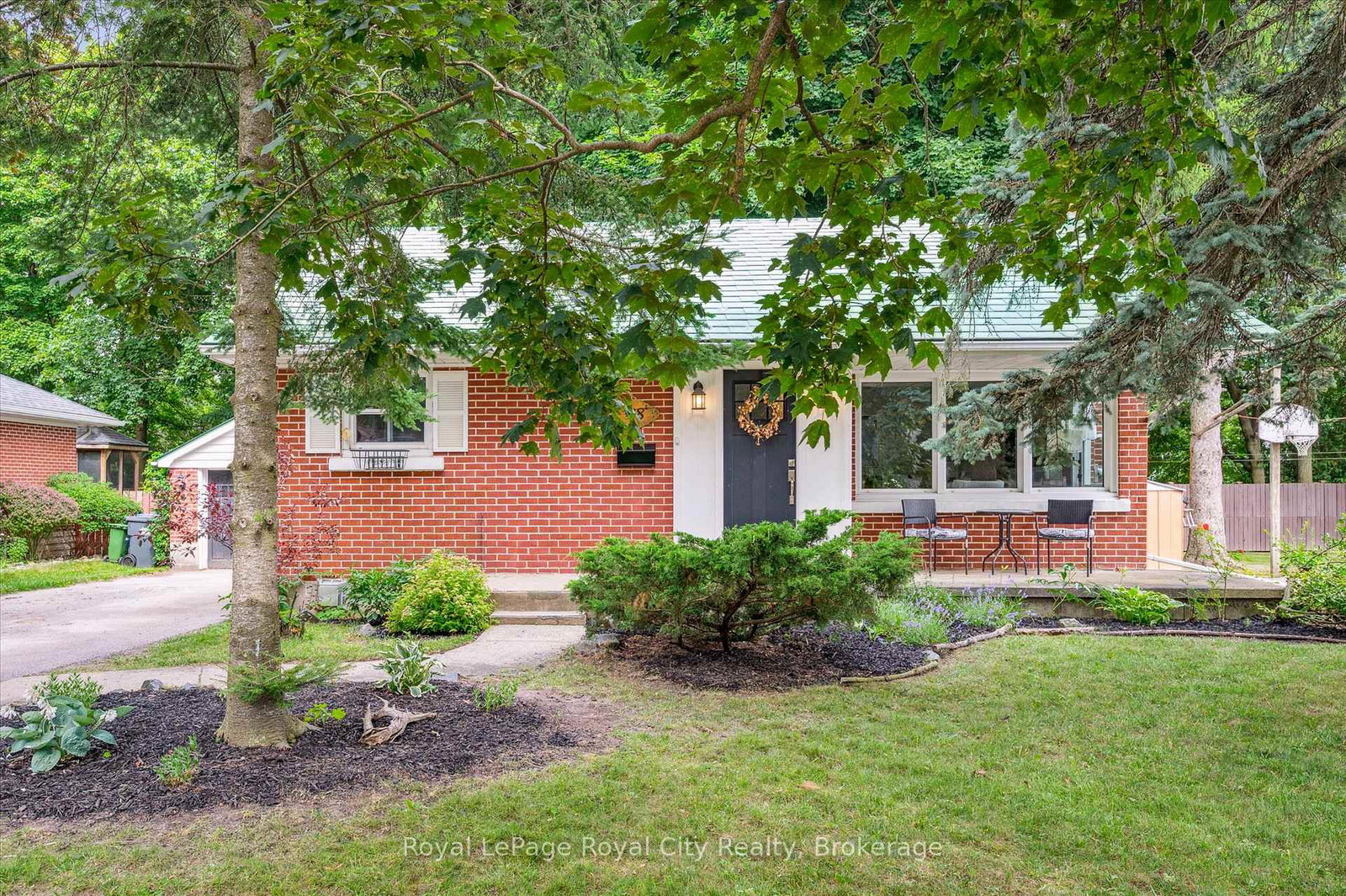 28-summit-crescent-guelph-ontario-x12276766