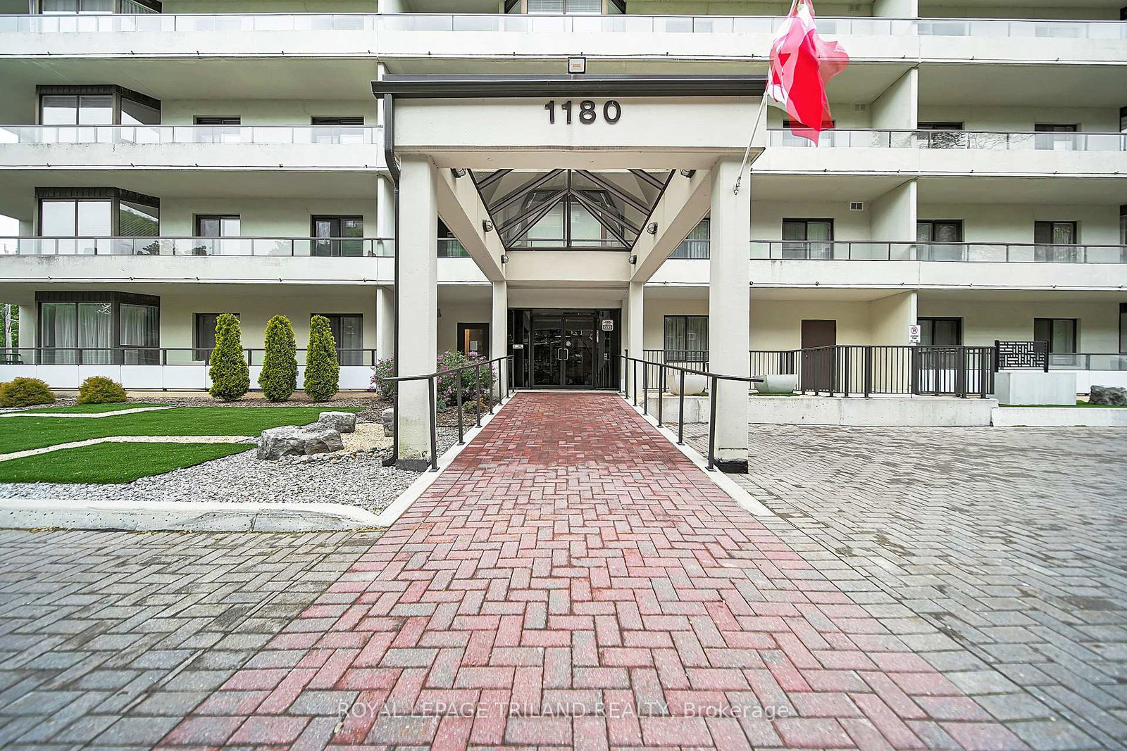1180-commissioners-road-w-w-london-south-ontario-x12276771