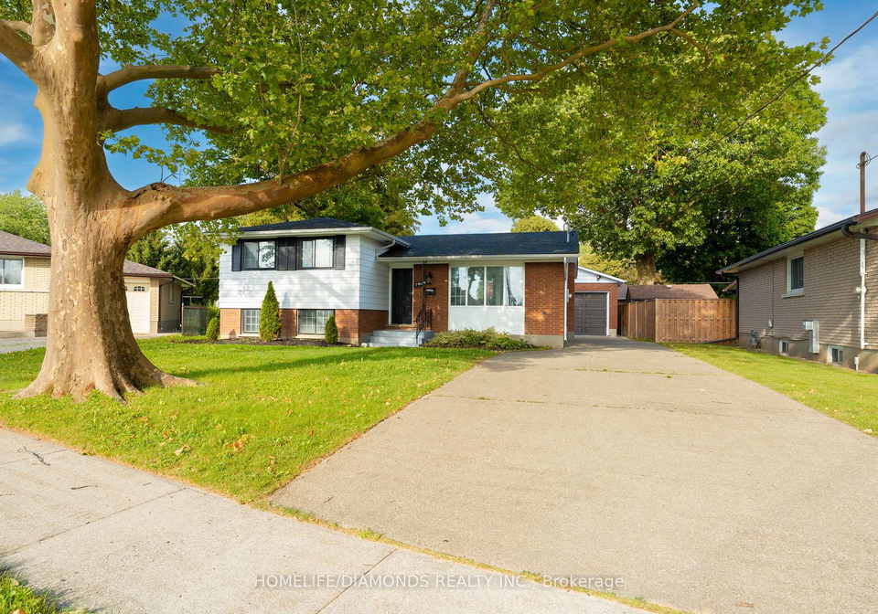 7010-whitman-avenue-niagara-falls-ontario-x12276792
