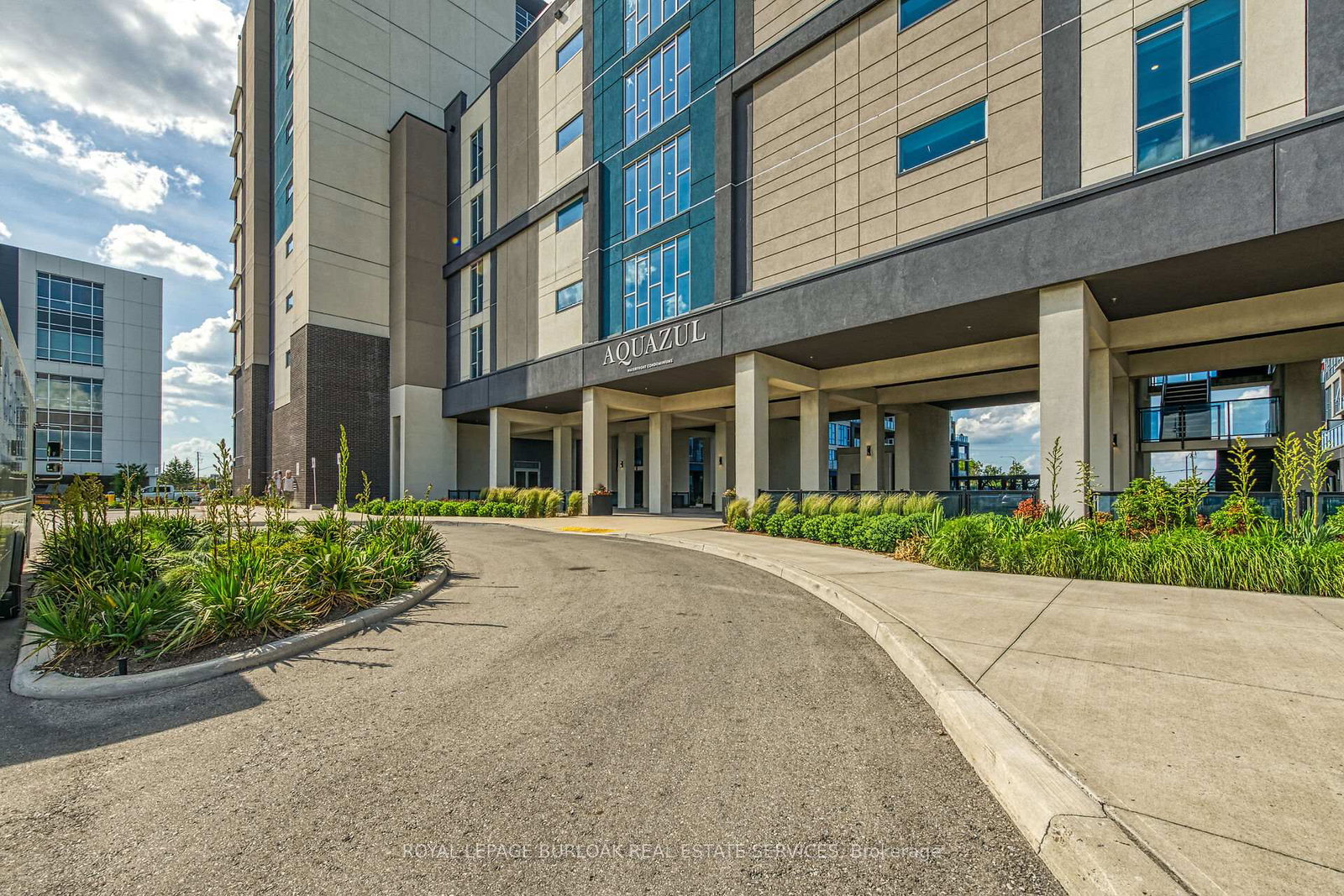 16-concord-place-grimsby-ontario-x12276819