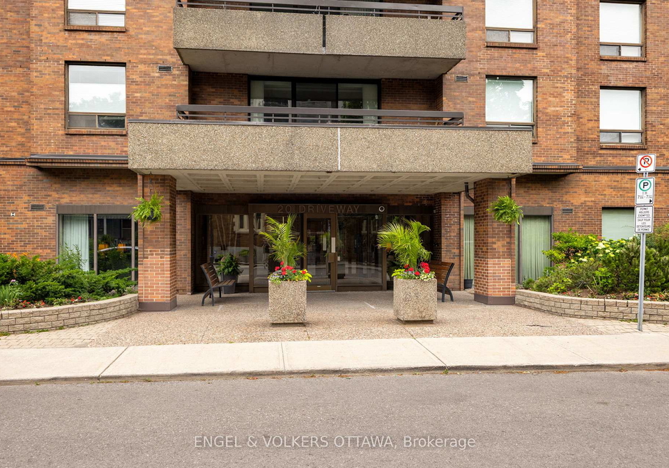 20-the-driveway-avenue-ottawa-ontario-x12276862