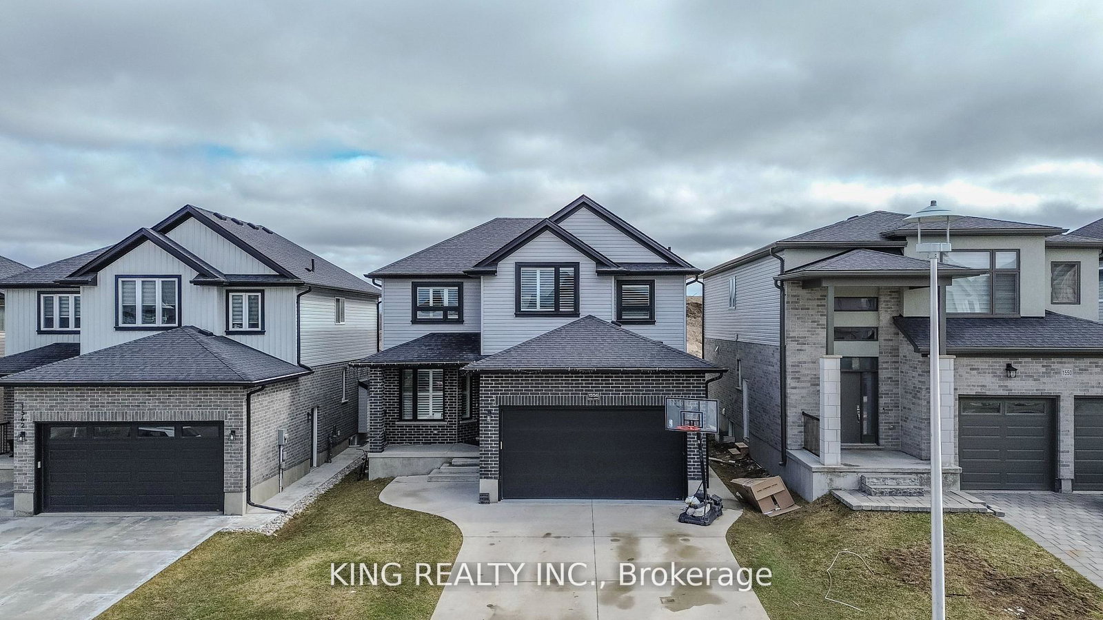1556-drew-street-london-east-ontario-x12276984