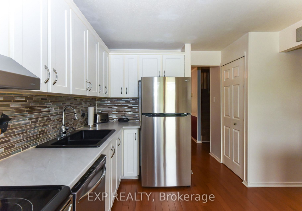 1576-st-georges-street-ottawa-ontario-x12277006