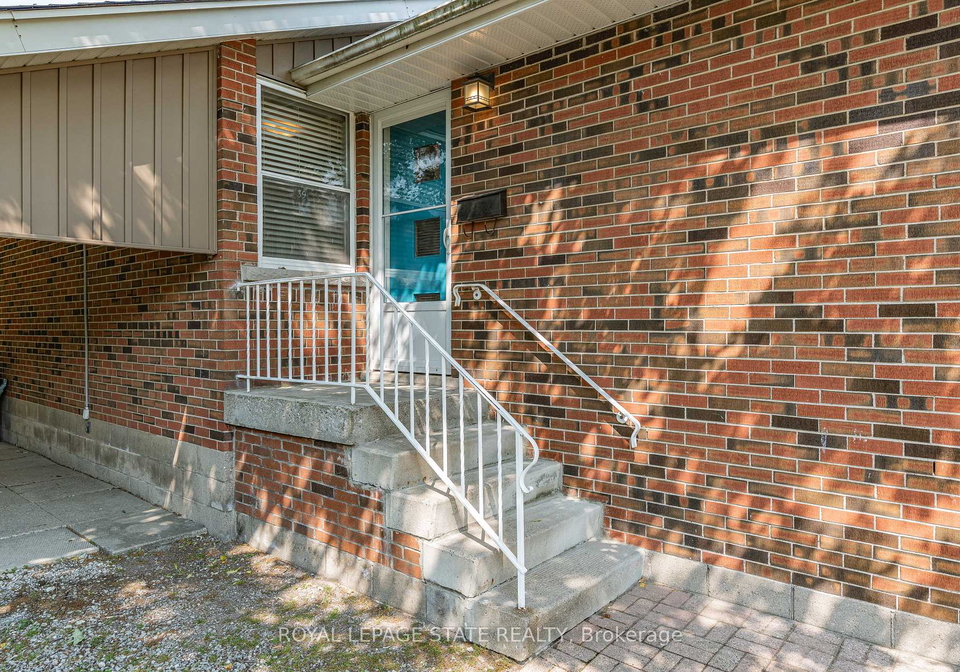 39-hardale-crescent-hamilton-ontario-x12277227