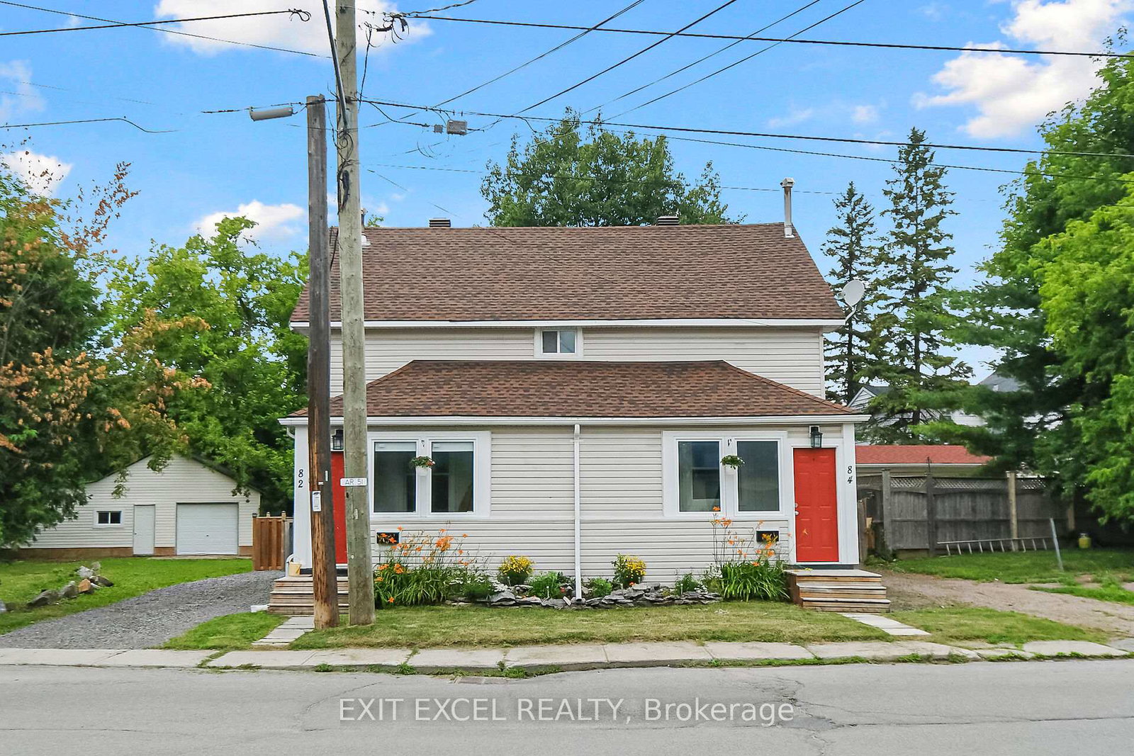 82-mclachlin-street-n-n-arnprior-ontario-x12277256