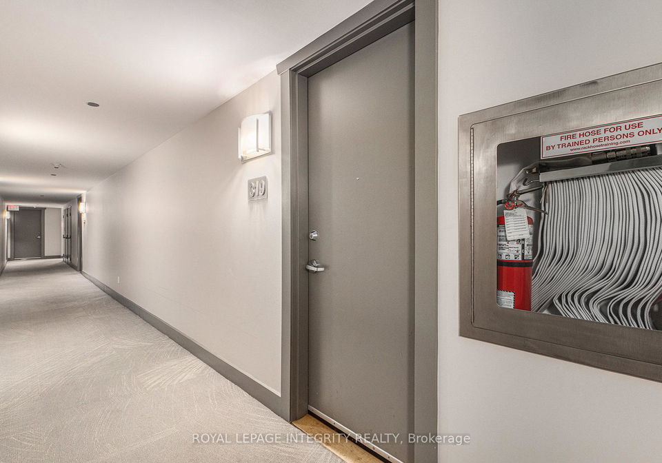 7-marquette-avenue-ottawa-ontario-x12277300
