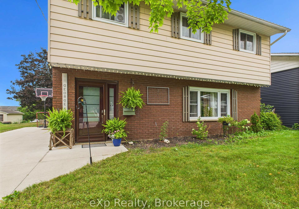 11-george-street-brockton-ontario-x12277444