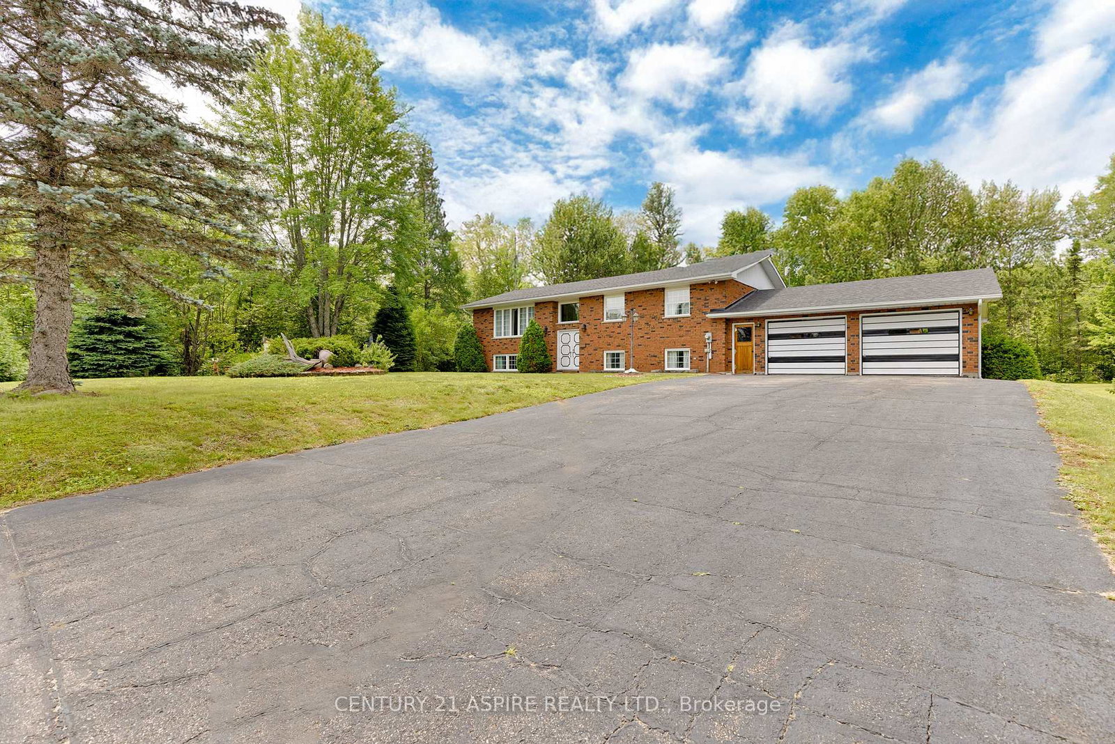 18-biesenthal-road-petawawa-ontario-x12277771