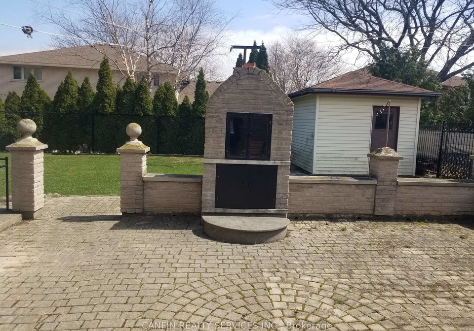 39-corinthian-drive-hamilton-ontario-x12278127