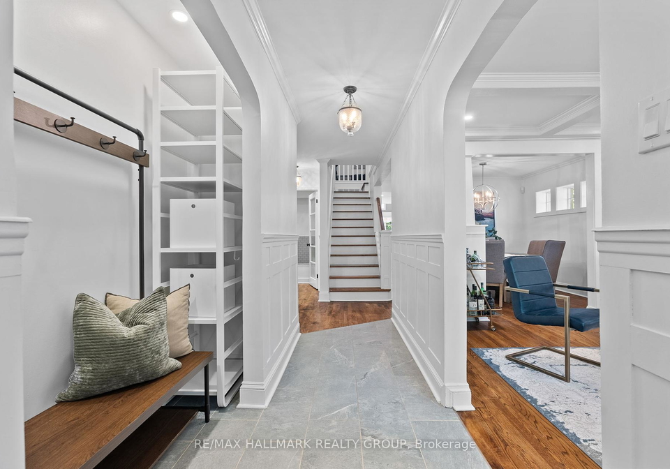 472-bevan-avenue-ottawa-ontario-x12278173