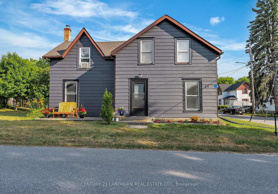 41-wallace-street-quinte-west-ontario-x12278185