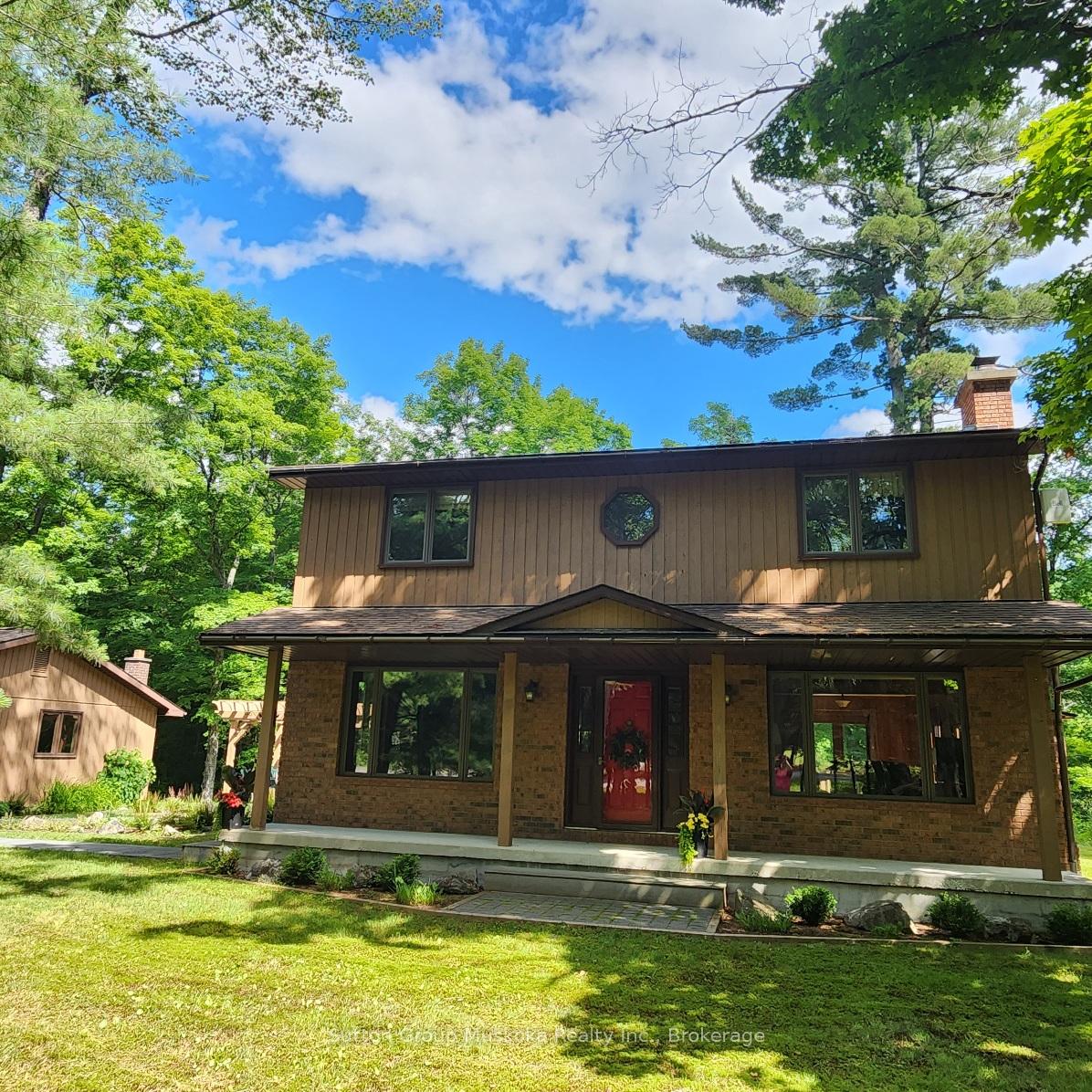 1004-east-cooper-lake-road-lake-of-bays-ontario-x12278215