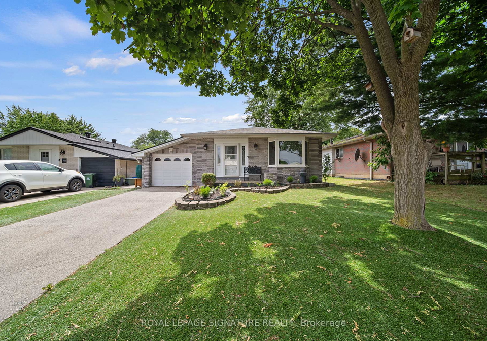 40-queenslea-drive-hamilton-ontario-x12278371