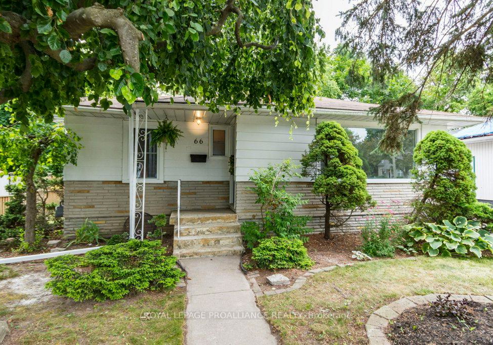 66-kerr-crescent-quinte-west-ontario-x12278494