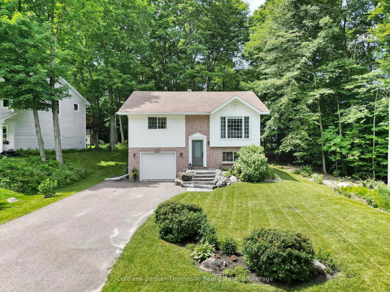 32-southdale-drive-huntsville-ontario-x12278602