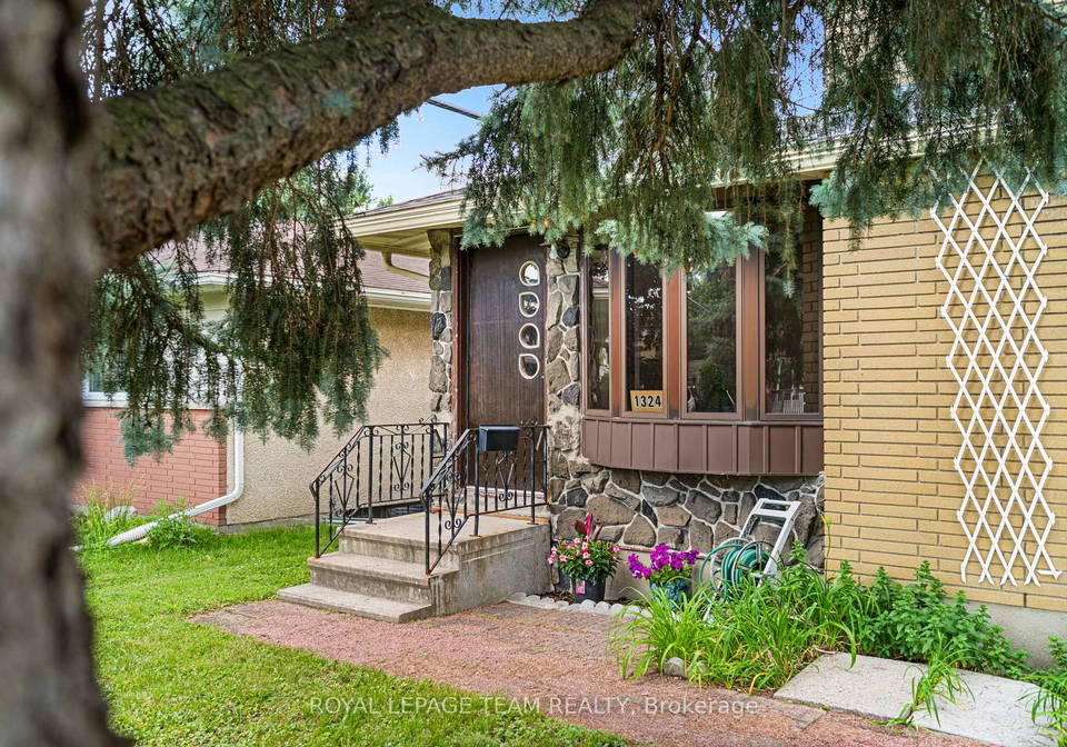 1324-p-avenue-ottawa-ontario-x12278628