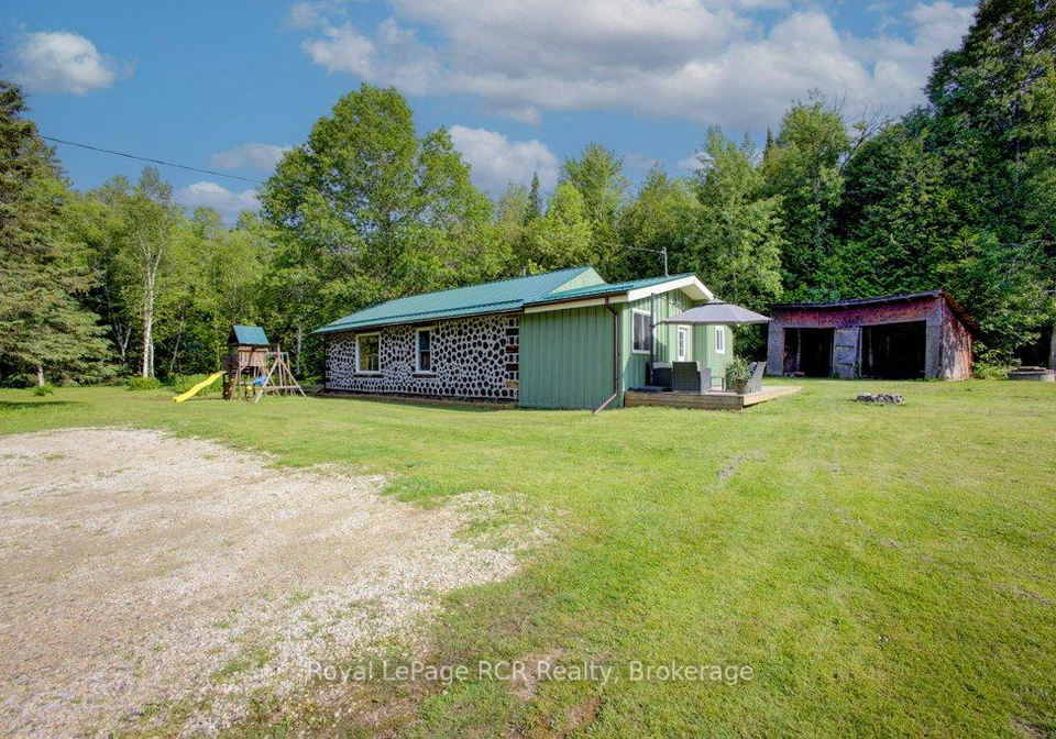 8667-side-road-15-wellington-north-ontario-x12278666