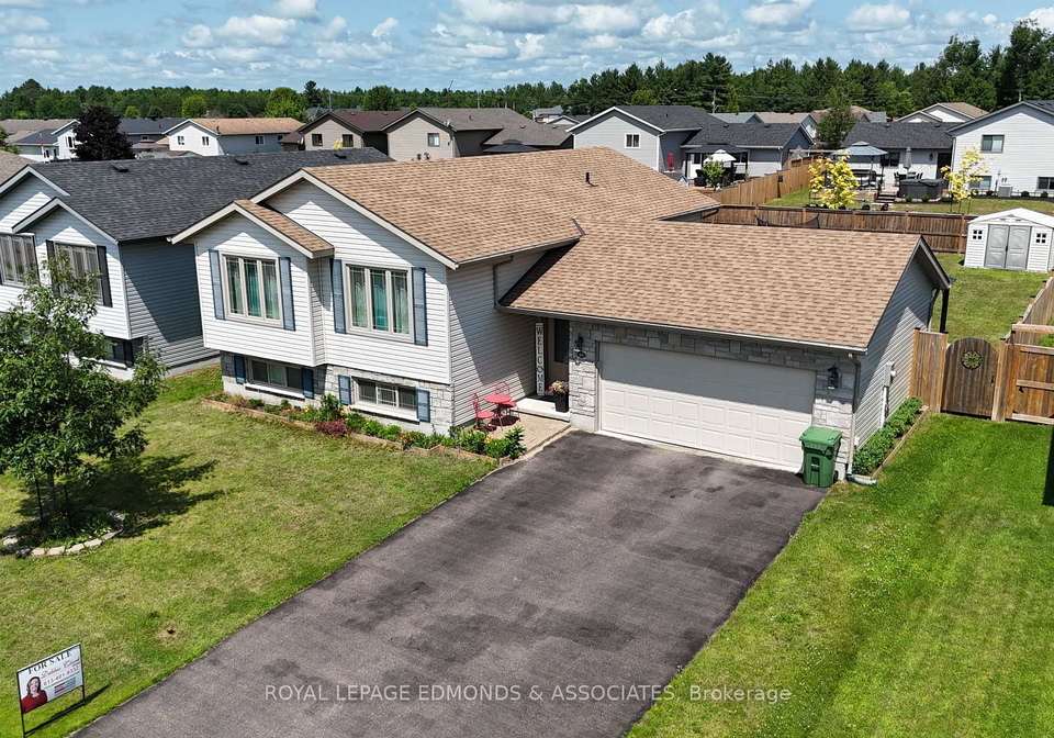 65-highland-park-drive-petawawa-ontario-x12278686