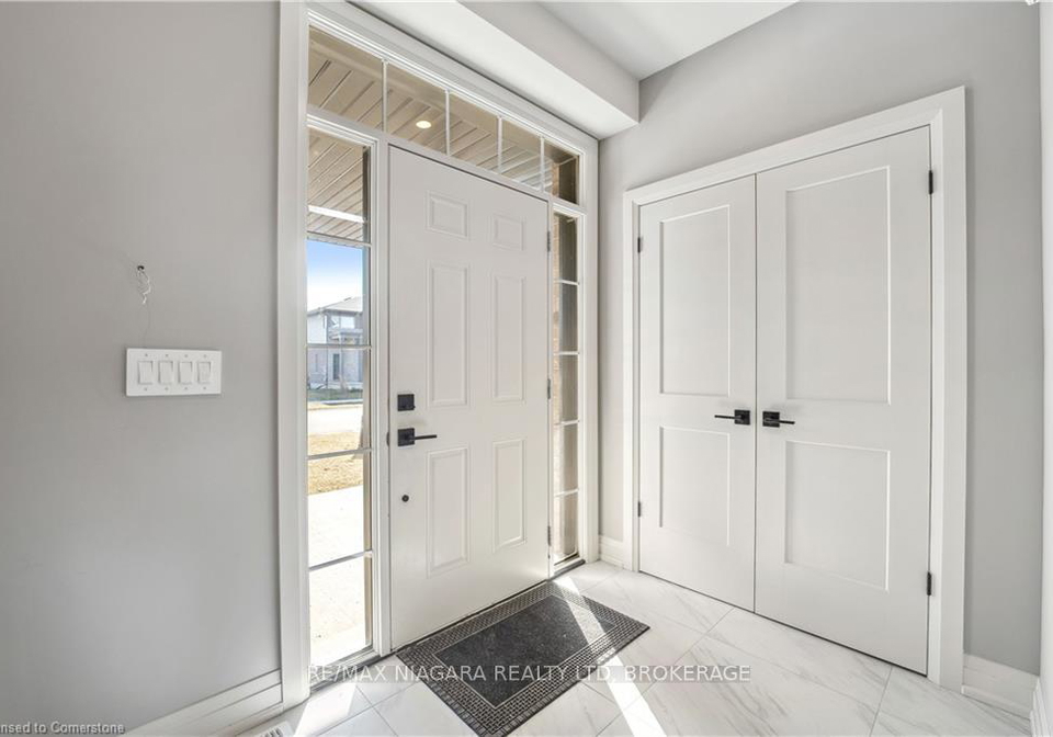 7429-jonathan-drive-niagara-falls-ontario-x12278725