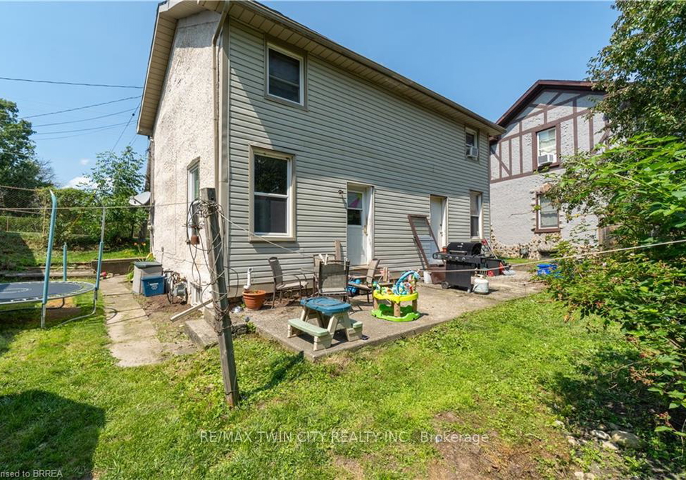 43-45-william-street-brant-ontario-x12278899
