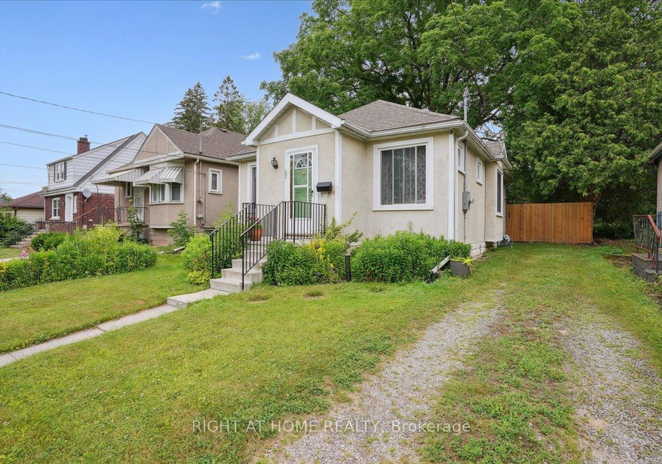 223-broadway-avenue-hamilton-ontario-x12278960