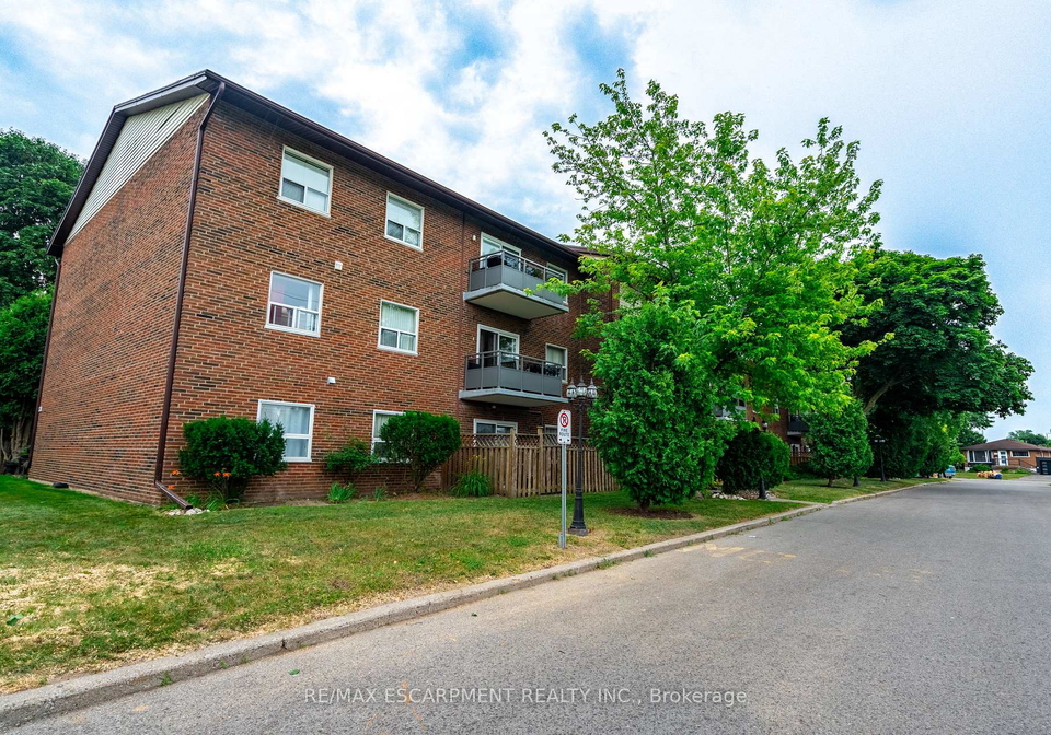 608-grey-street-brant-ontario-x12278991